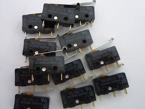 探索工业自动化 HTZ 7311点动微动开关、传感器、光栅光幕与行程开关的综合应用